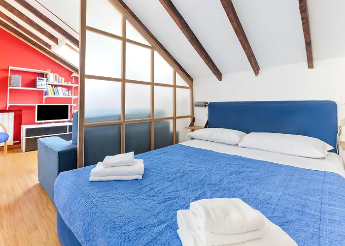 Guesthost - Piazza Risorgimento Cosy Studio